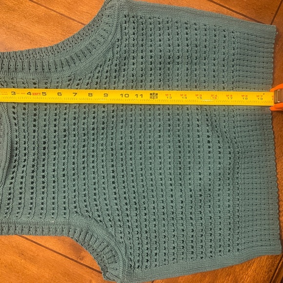 White House Black Market Teal Knit Top - Picture 4 of 5